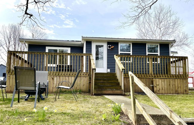 Relaxing Riverside 10 Minutes to Shipshewana - Photo 6