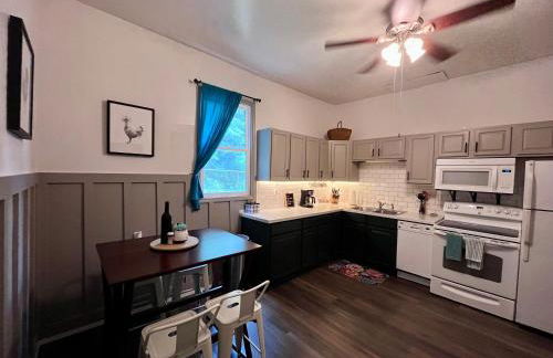 Relaxing Townhouse Downtown Dubuque - Foto 24