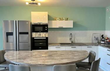 Spacieux Appartement de 73 m2 en plein centre-ville d'Evian avec 2 chambres - Foto 2