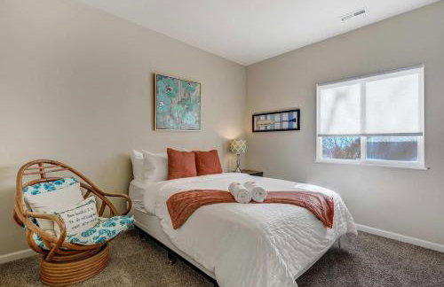 Cresthaven Hall 2 Mins to UCCS Family Fun & BBQ - Foto 46