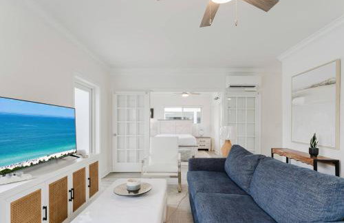 Waterfront Getaway | Pool, Hot Tub & Gym - Photo 11