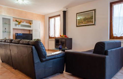 GuestHost - Casa del Giardino Apt with Shared Patio - Photo 11