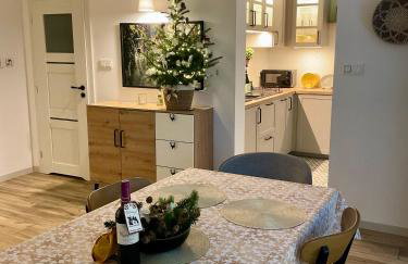 Domek Koziołek przy szlaku, Szyndzielnia, Klimczok, Szczyrk, Bania - Foto 4