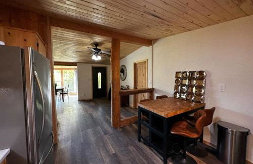 Cozy Cabin on Hiking Trailhead & Elk Preserve - Foto 36