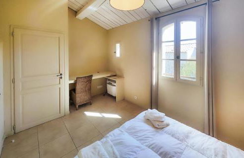 2 Bedroom Cozy Home In Saint-Laurent-De-La-Ca - Foto 13