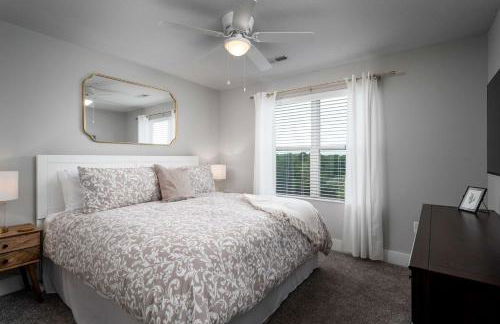 Fourth & River - Top-Floor condo with River Views - 3 King Suites - Foto 21