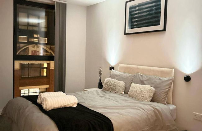 2br-sleeps4-citycentre-parking-rooftop - Foto 3