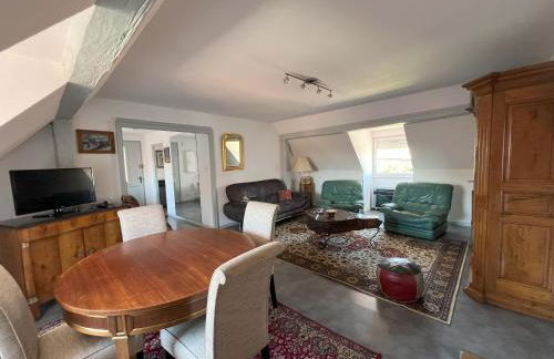 Gîte Jeanne familial - calme - parking - Foto 32