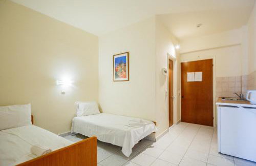 Vivian Hotel - Photo 35