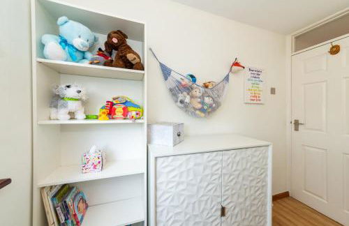 Family home, view of Windsor Castle - Foto 17