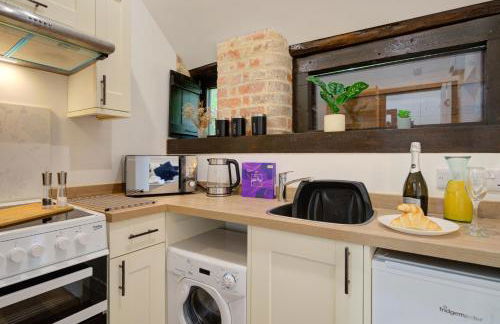 Peaceful Getaway - Free Parking, Short Drive to Stamford - Foto 5