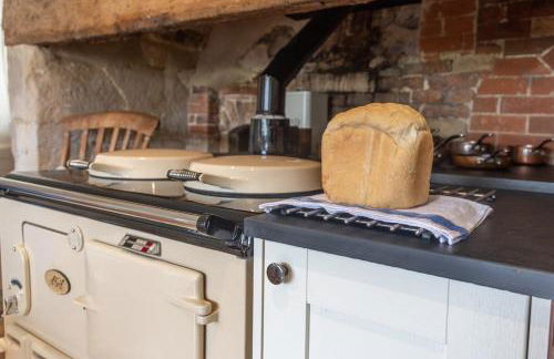 Beautiful Cotswold Farmhouse with Hot tub - Foto 21