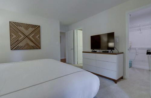 Sojourn Randolph Towers #204 - Foto 28