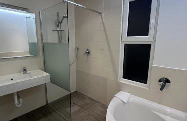 Work & Travel Lodge Münsingen - Foto 13