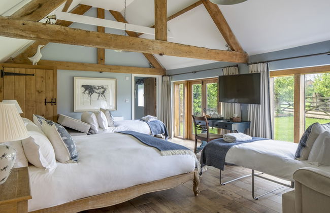 The Cowsheds - Photo 3