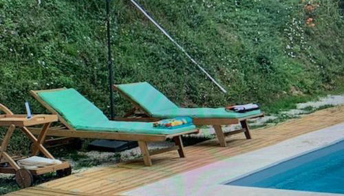 Maison Les Volets Rouges, piscine privée et vue panoramique, côté Sarlat - Foto 2, sunbed