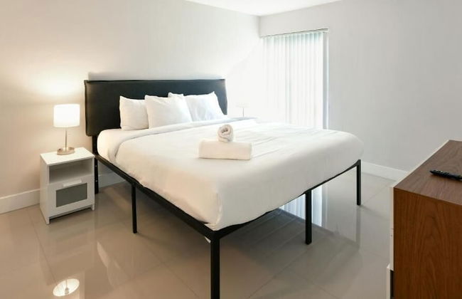 Artrageous on the river By RocketStay - Photo 78