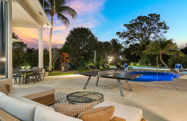 Luxurious 7-Bedroom Villa with Pool & Games - Foto 62