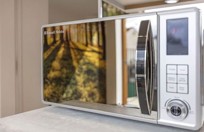 Pet-friendly Fulham 1-bed Apt, 2 Mins to Tube - Photo 6