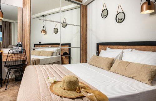 Moon Boutique Hotel - Ultra Luxury Suites with Pool, Perfect for Fun and Relaxation By Villa Mana Gers - Photo 24