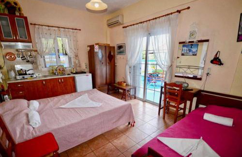 Ikaria Studios - Photo 18