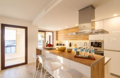 MARBELLA BANUS SUITES - Harbour Seafront Apartment - Foto 41