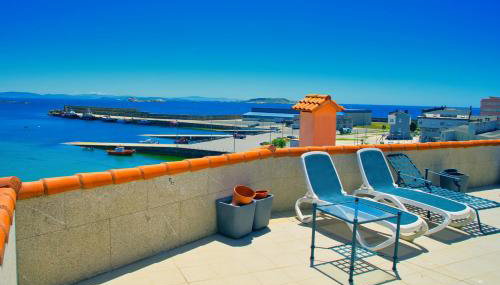 Lujo y vistas panorámicas en primera línea de mar - Foto 5, sunbed