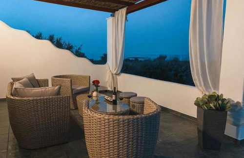 Luxury 3BR Sunrise Villa , Seaside Gyrismata - Photo 44