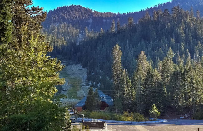 Heavenly Mountain Chalet - Skiing, Pets, Hot tub - Foto 30