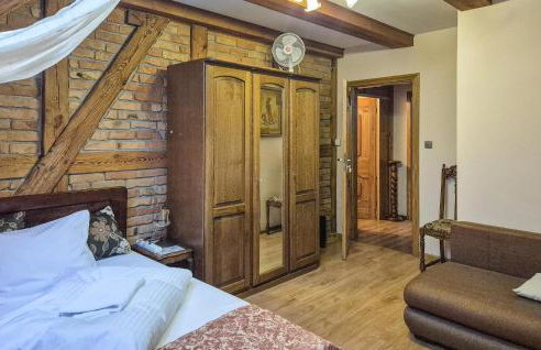 2 Bedroom Amazing Apartment In Obryta - Foto 16