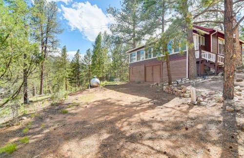 Pine Chateau Guest Cabin with Mtn Views and Sauna! - Photo 24