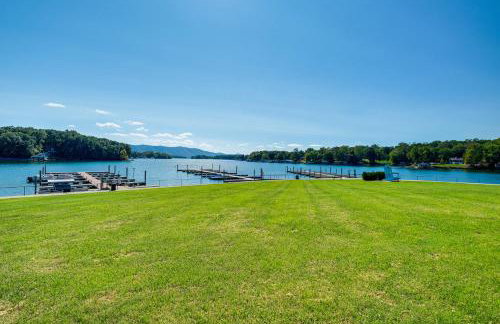 Beach and Pool Access Smith Mountain Lake Getaway! - Foto 20