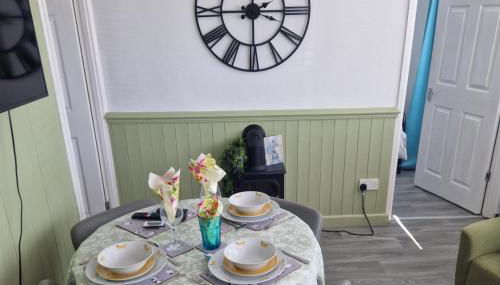 Chalet Ty Lilli Wen -Sleep 6- Pet friendly - Foto 5