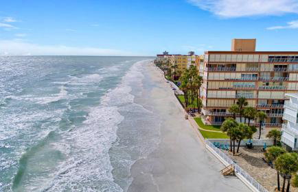 Sunset Corner - Beach View & Heated Pool! - Foto 4