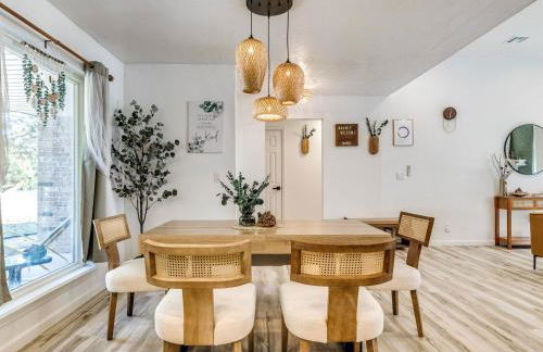 The Pine Haus- Luxury stay with Pickleball, Hot Tub, Fire Pit - Foto 17