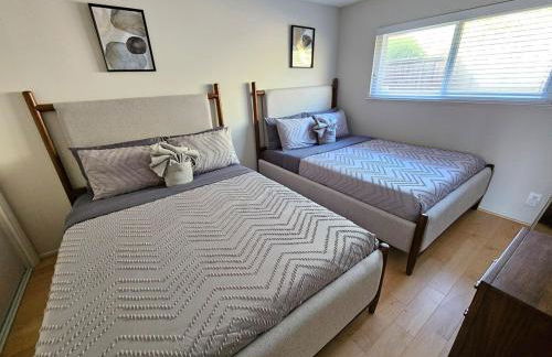 La Jolla Gem with Ocean View - 11 Beds, Hot Tub, Karaoke & Game Den - Foto 56