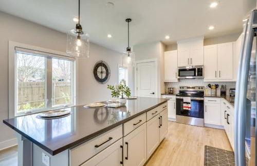 2 Mi to Duke and 3 Mi to Downtown Durham Townhome - Foto 7