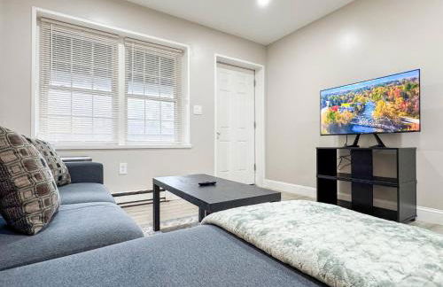 Maple M- NEW-Mins to DHMC/ Hanover/Lebanon NH - Foto 12