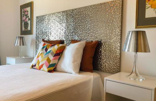 Lisbon Oriente River View w/ Balcony&Garage - Photo 19