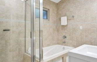 Tropical Oasis 2BR w Pool - Foto 25