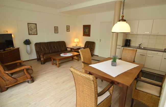 Snug Apartment in Schin op Geul Near Public Pool - Photo 29