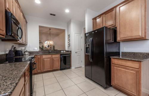 Spacious Home W/private Pool/spa & Free Waterpark! - Foto 8