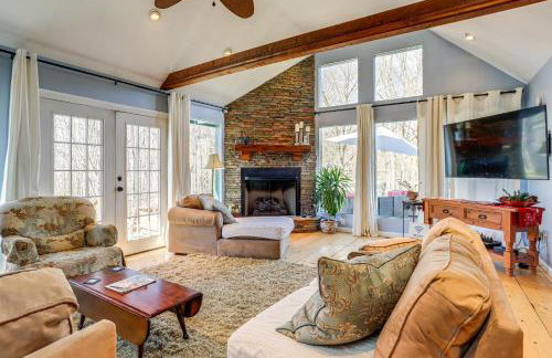 Large Deck: Luxe 6-Acre Retreat in Dahlonega! - Photo 3