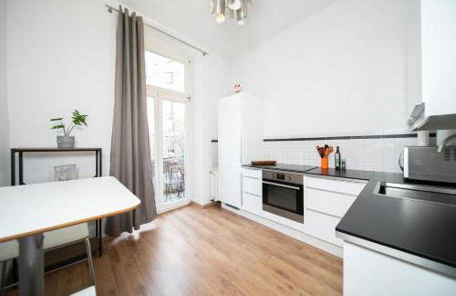 WHITE 60 QM Apartment - Zentral - Balkon - Messe - Foto 3