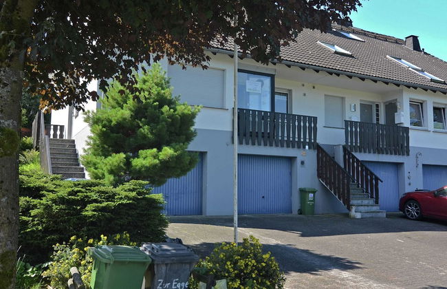 Cozy House with Terrace & Fireplace near Winterberg - Foto 1