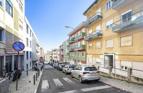 WHome Suburban Serenity Family Home with Pool - Foto 15