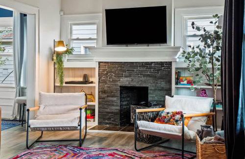 Spacious 4 Bedroom Sleeps 10 with Sauna and Hot Tub - Foto 6