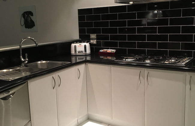 U Suites on Courtenay - Photo 46