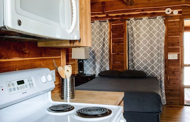 Log Cabin 4 at Son's Blue River Camp - Foto 5