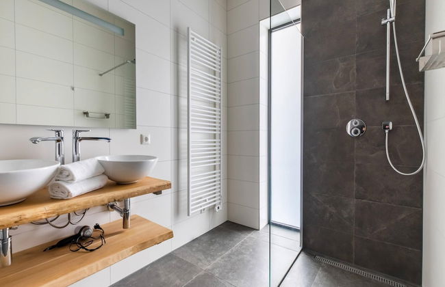 Brand new Luxury Villa on a Small-scale Park With its own Jetty - Foto 68